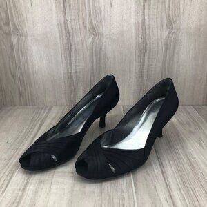 Stuart Weitzman Heels Womens 8.5M Black Slip On Peep Toe Shoes